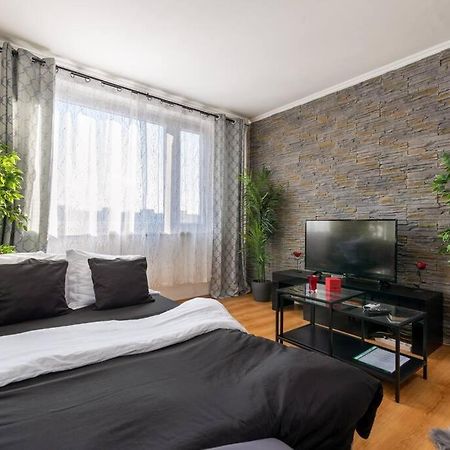 Appartement Spacious And Bright Flat Between Airport & Center à Budapest Extérieur photo